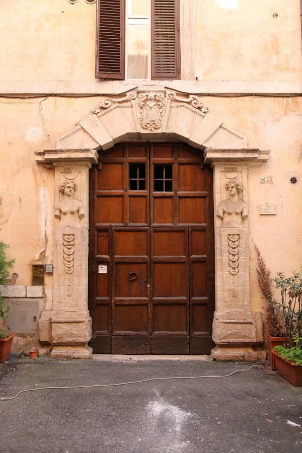 Un Tetto Al Pantheon Roma Exterior foto